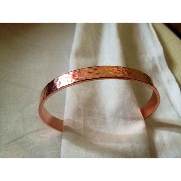 Bracciale In Rame Puro Piatto Martellato – Fatto A Mano In Nepal, Unisex, Regolabile, Stile Boho