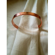 Bracciale battuto in rame